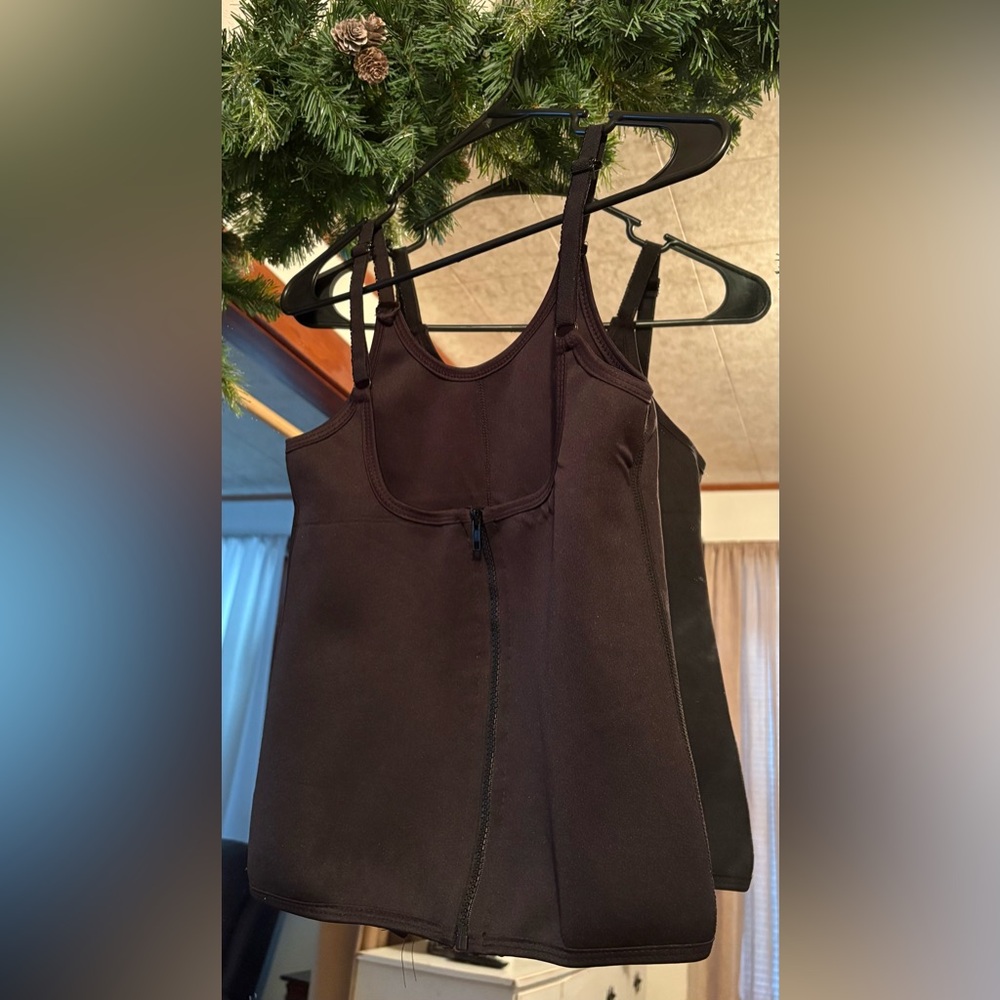 Black neoprene Waist Trainer Vest